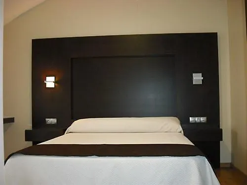 Hotel Anabel Баса
