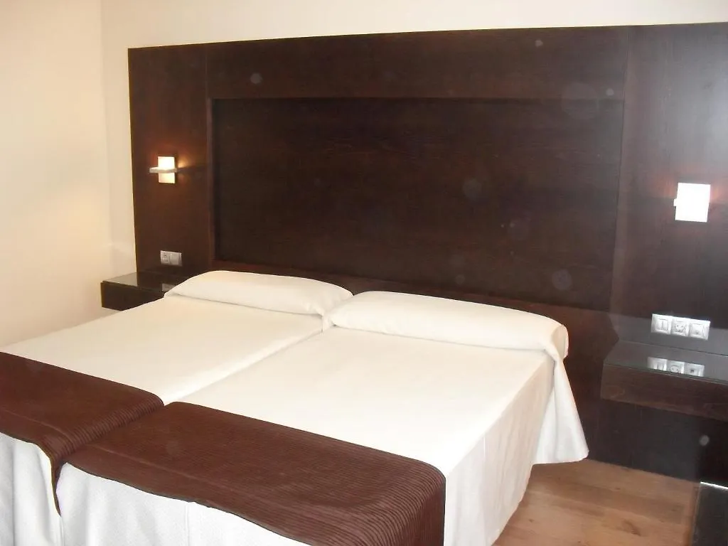 Hotel Anabel Baza
